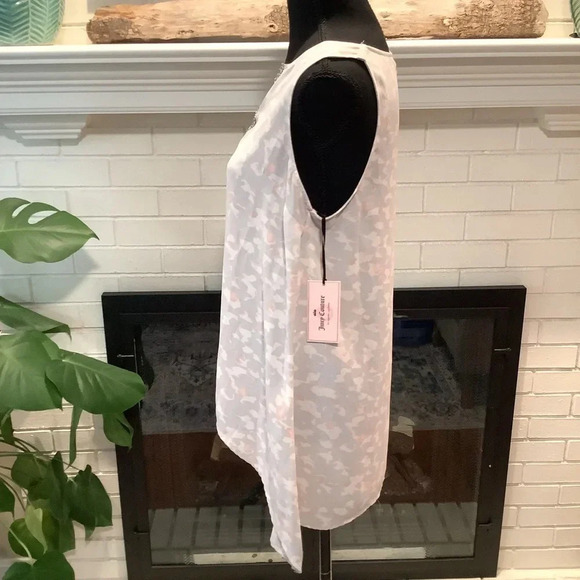 Juicy Couture Gray and Pink Asymmetrical Sleeveless Tunic - Picture 4 of 6